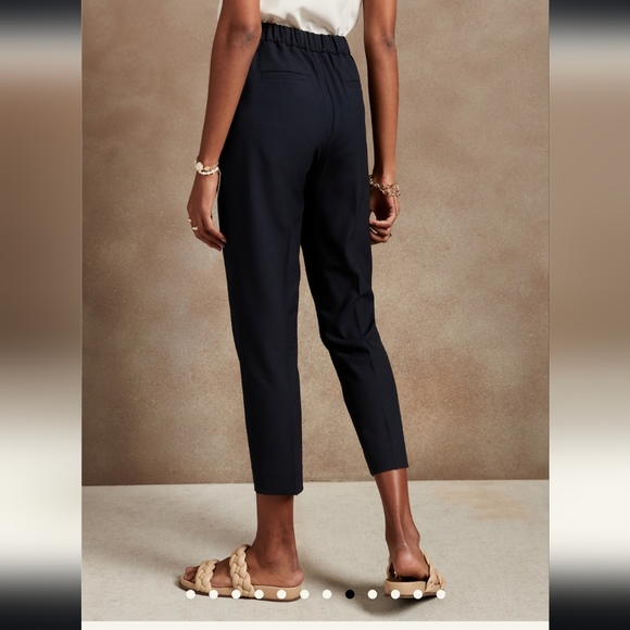 Banana Republic Hayden Tapered Pants in Black - Picture 4 of 6